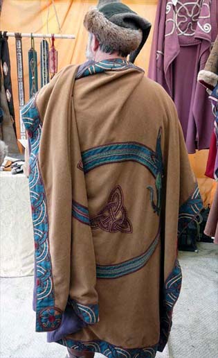 Rechteckmantel Ouroboros hinten