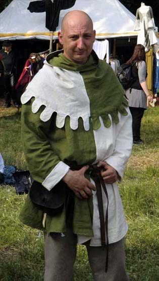 Tunika + Gugel Stil 14. Jh.