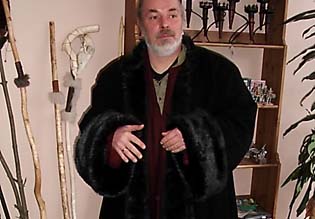 Mantel mit Pelzfutter