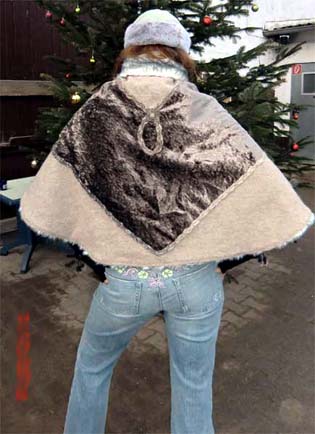 Poncho/Pelerine hinten