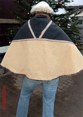 Poncho/Pelerine hinten